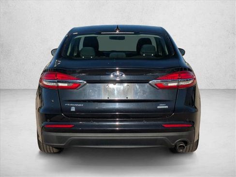Used 2019 Ford Fusion SE image 6