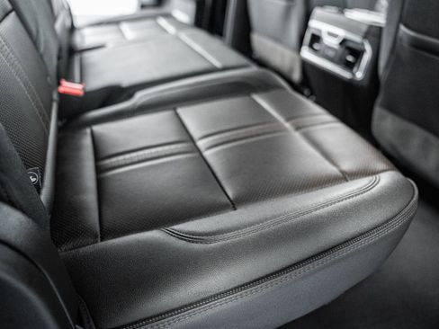 Used 2023 Chevrolet Silverado 1500 High Country w/ High Country Premium Package image 43