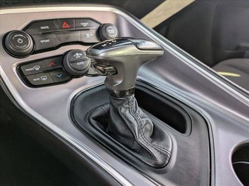 Used 2020 Dodge Challenger SXT image 12