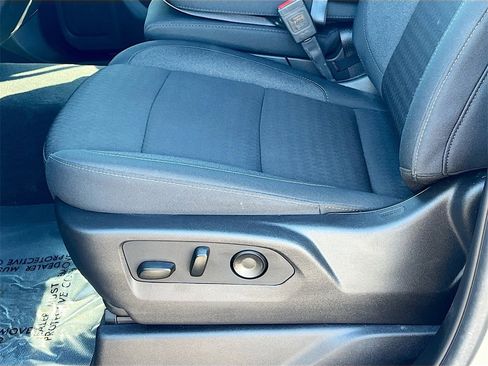 Used 2025 Chevrolet Silverado 1500 Custom w/ Turbomax Blackout Package image 17