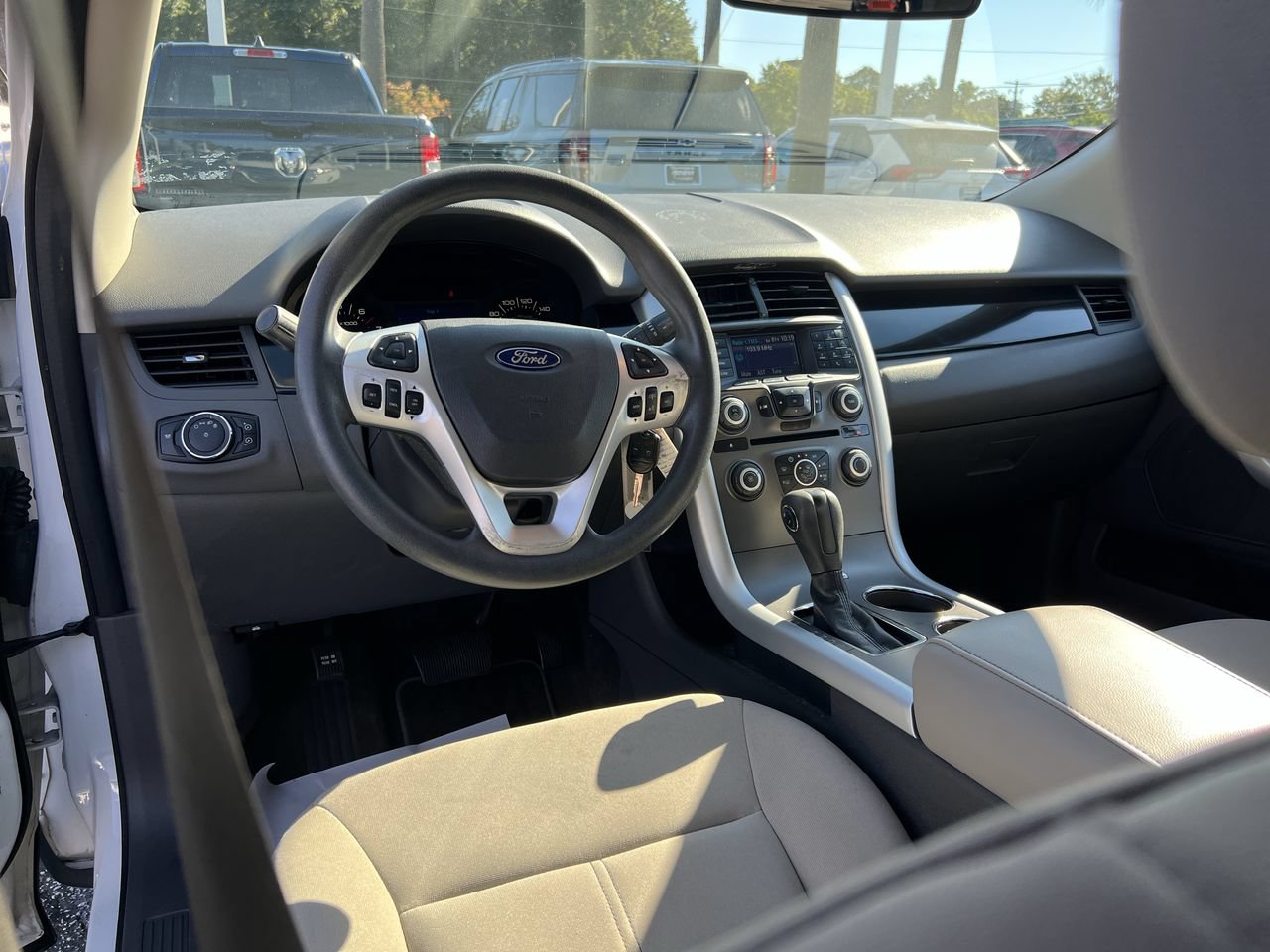 Used 2013 Ford Edge SE FWD image 30