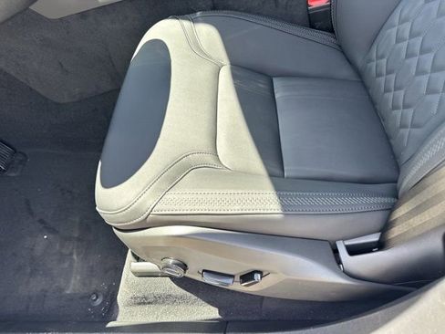 New 2025 Volvo XC90 B6 Plus w/ Protection Package Premier image 13