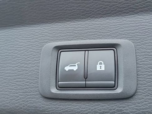Used 2024 Mitsubishi Outlander SE FWD image 12