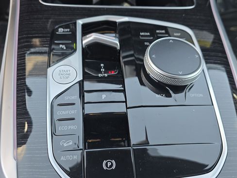 New 2026 BMW X5 xDrive40i w/ M Sport Package image 23