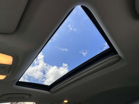 Used 2017 INFINITI QX50 AWD w/ Premium Plus Package image 32