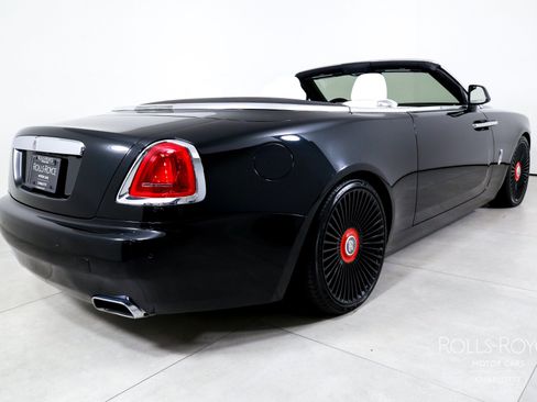 Used 2017 Rolls-Royce Dawn RWD image 2
