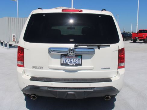 Used 2015 Honda Pilot Touring image 4