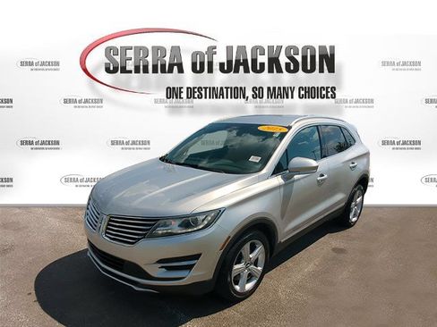 Used 2015 Lincoln MKC FWD image 4