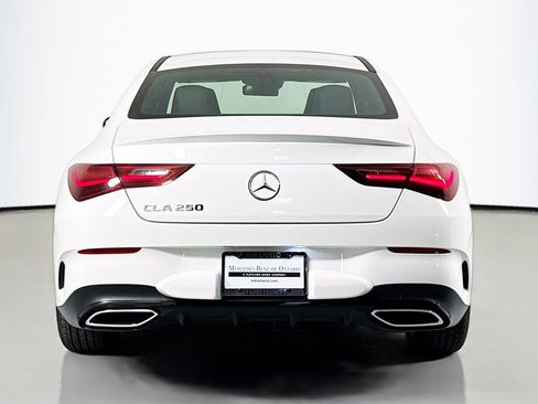 Used 2026 Mercedes-Benz CLA 250 image 4