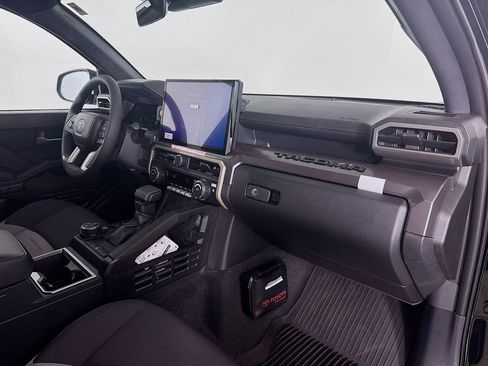 New 2026 Toyota Tacoma TRD Off-Road AWD/4WD image 30