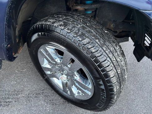 Used 2012 Toyota Tacoma 4x4 Double Cab image 27