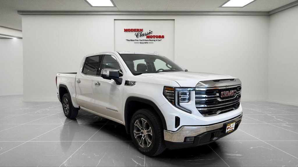 Used 2025 GMC Sierra 1500 SLT AWD/4WD image 7