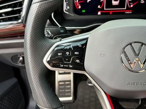 Used 2024 Volkswagen Jetta GLI Autobahn image 31