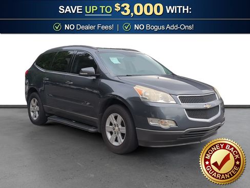Used 2011 Chevrolet Traverse LT FWD image 10