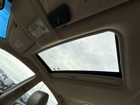 Used 2006 Toyota Avalon XLS image 24