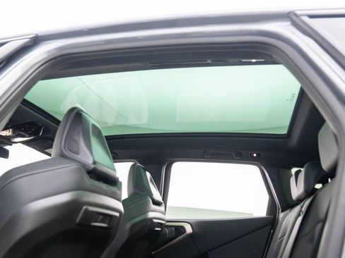 Used 2025 BMW X3 xDrive30i w/ Premium Package image 17