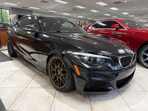 Used 2018 BMW M240i Coupe image 1