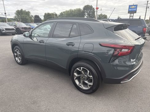 New 2025 Chevrolet Trax LT w/ Driver Confidence Package image 6
