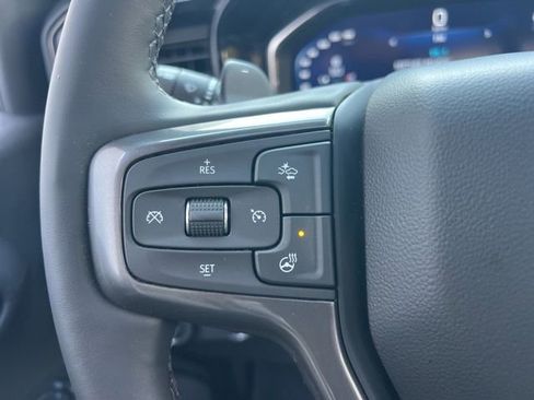 Used 2025 Chevrolet Silverado 1500 ZR2 w/ Technology Package image 11