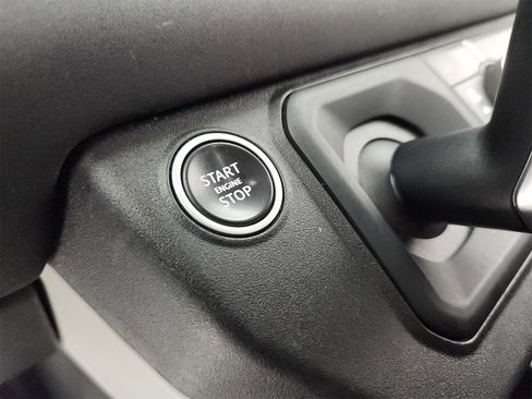 Used 2020 Land Rover Defender 110 S image 22