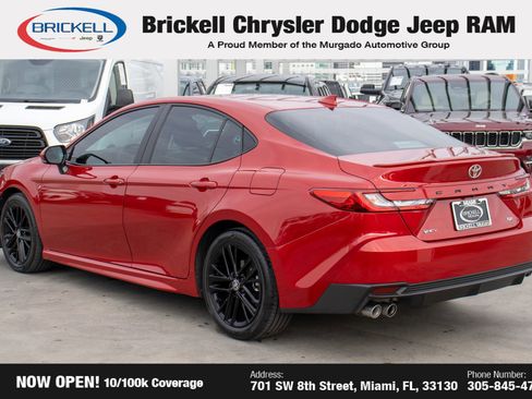 Used 2025 Toyota Camry LE image 7