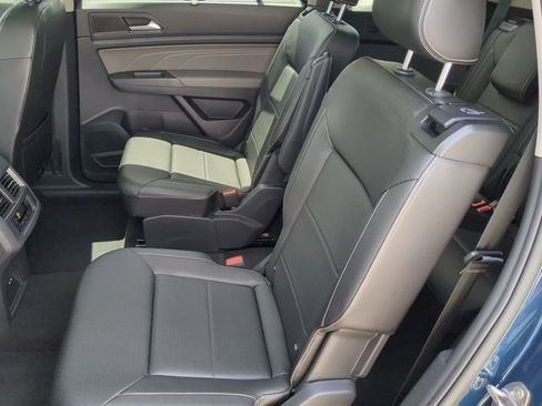 Certified 2023 Volkswagen Atlas SE w/ Panoramic Sunroof Package image 17