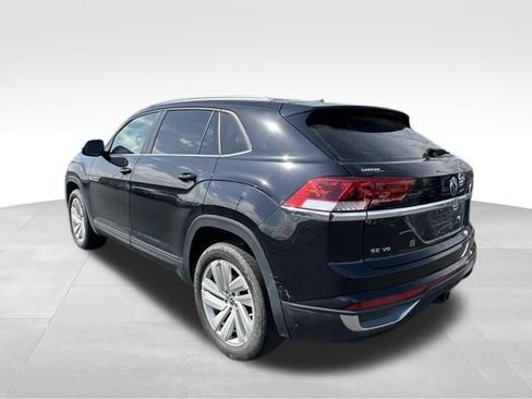 Used 2023 Volkswagen Atlas Cross Sport SE AWD/4WD image 4