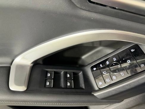 Certified 2025 Audi Q5 Premium w/ Convenience Package AWD/4WD image 20