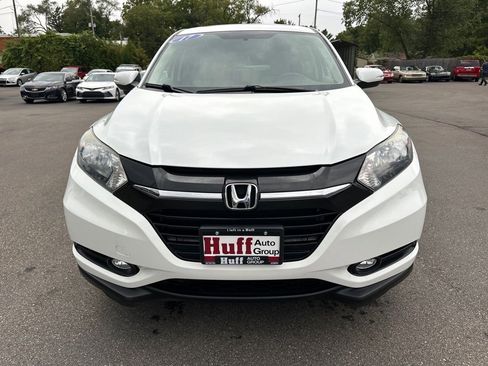 Used 2017 Honda HR-V EX image 8