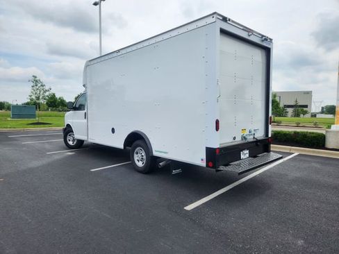 New 2024 Chevrolet Express 3500 w/ Power Convenience Package image 6