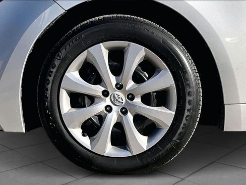Used 2024 Toyota Corolla LE image 11