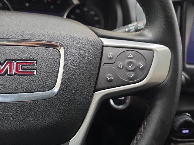Used 2023 GMC Terrain SLT w/ LPO, Floor Liner Package AWD/4WD image 17