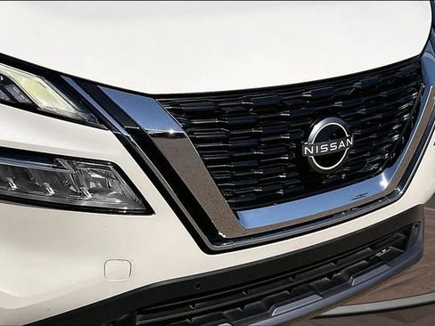 Used 2022 Nissan Rogue SL w/ SL Premium Package FWD image 26