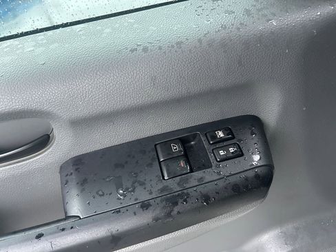 Used 2014 Nissan NV 3500 SL w/ Technology Package image 23