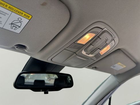 Used 2020 Hyundai Santa Fe SEL image 19