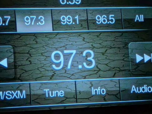 Used 2017 Jeep Cherokee Sport image 11