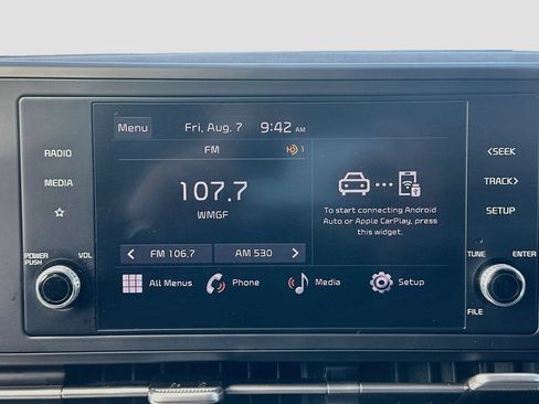 Used 2023 Kia Carnival LX FWD image 14