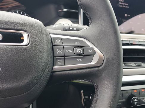 Used 2024 Jeep Compass Limited AWD/4WD image 24