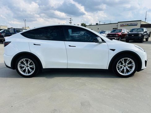 Used 2020 Tesla Model Y Long Range AWD/4WD image 42