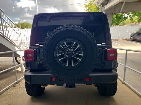 Used 2024 Jeep Wrangler Unlimited Rubicon 392 AWD/4WD image 7
