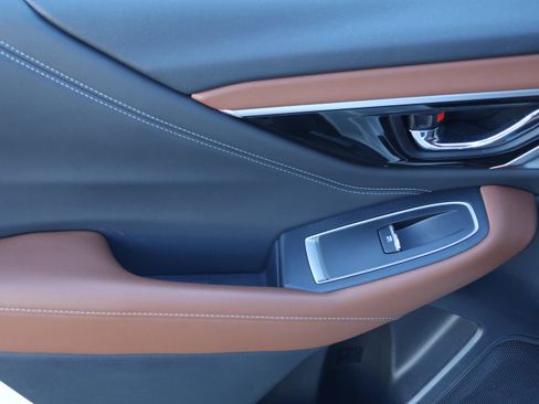 Used 2020 Subaru Outback Touring XT image 32