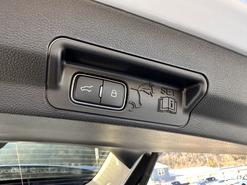 New 2026 Ford Explorer Active image 27