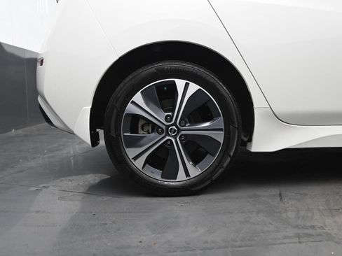 Used 2022 Nissan Leaf SV Plus w/ Protection Package image 16