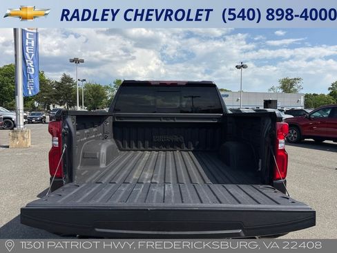 Certified 2024 Chevrolet Silverado 1500 High Country AWD/4WD image 15