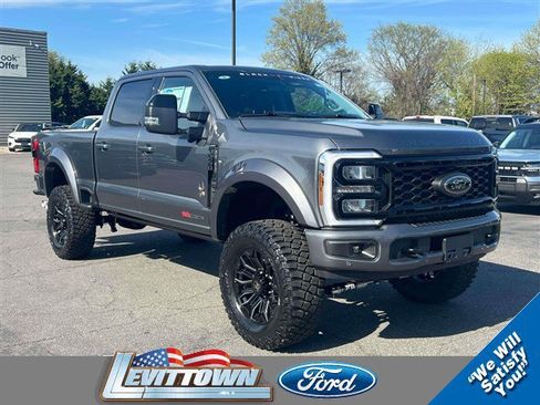 New 2026 Ford F250 Lariat w/ Black Appearance Package AWD/4WD image 3