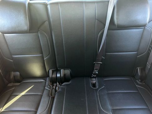 Used 2016 GMC Yukon SLT image 17