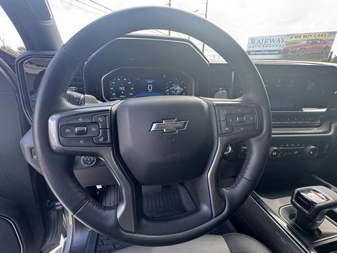 Used 2023 Chevrolet Silverado 1500 ZR2 AWD/4WD image 16