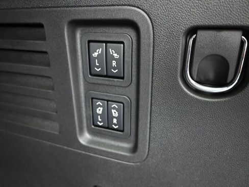 New 2026 Buick Enclave Sport Touring w/ Power Package image 14