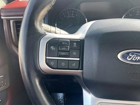 Certified 2023 Ford Expedition Limited image 18