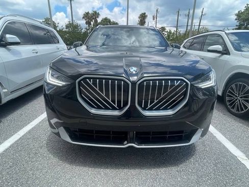 Used 2025 BMW X3 xDrive30i w/ Convenience Package AWD/4WD image 2